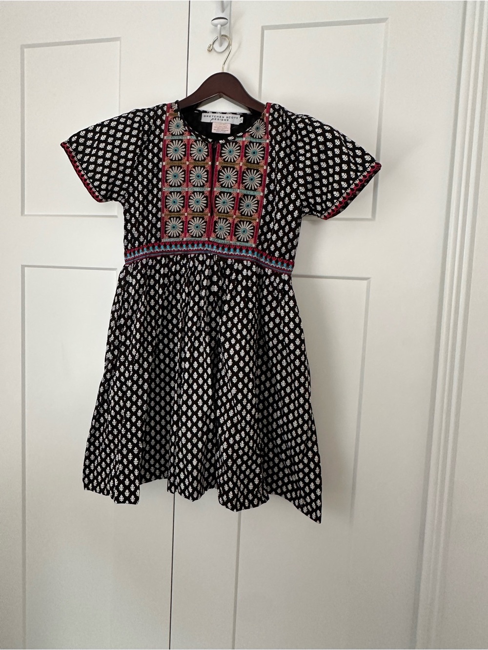 Gretchen Scott Designs Black & Pink Floral Embroidered Ladies Dress